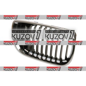 РЕШЕТКА РАДИАТОРА (ПРАВАЯ) ХРОМ ОБОДОК + ЧЕРНЫЕ РЕБРА - фото