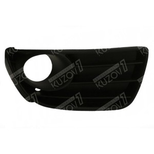 РЕШЕТКА В БАМПЕР (ПРАВАЯ) С ОТВ. ПОД ПРОТИВОТУМАНКУ, ИТАЛИЯ