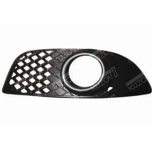 РЕШЕТКА В БАМПЕР (ПРАВАЯ) С ОТВ. ДЛЯ ПРОТИВОТУМАНКИ  - фото