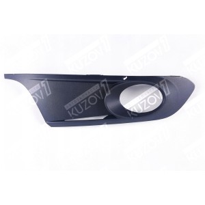 РЕШЕТКА В БАМПЕР (ЛЕВАЯ), С ОТВ. ПОД ПРОТИВОТУМАНКУ - фото